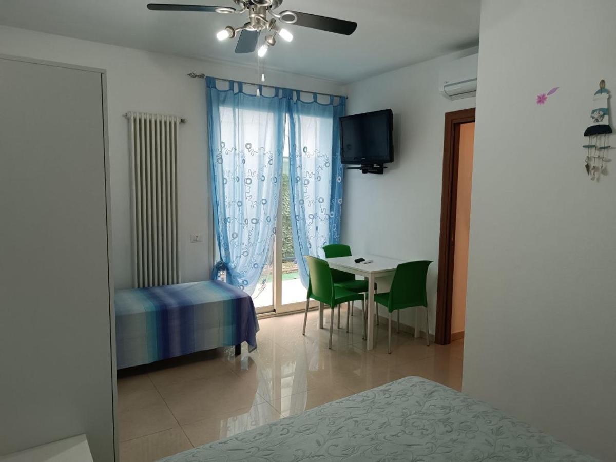 Residence Blu Marine 里米尼 外观 照片