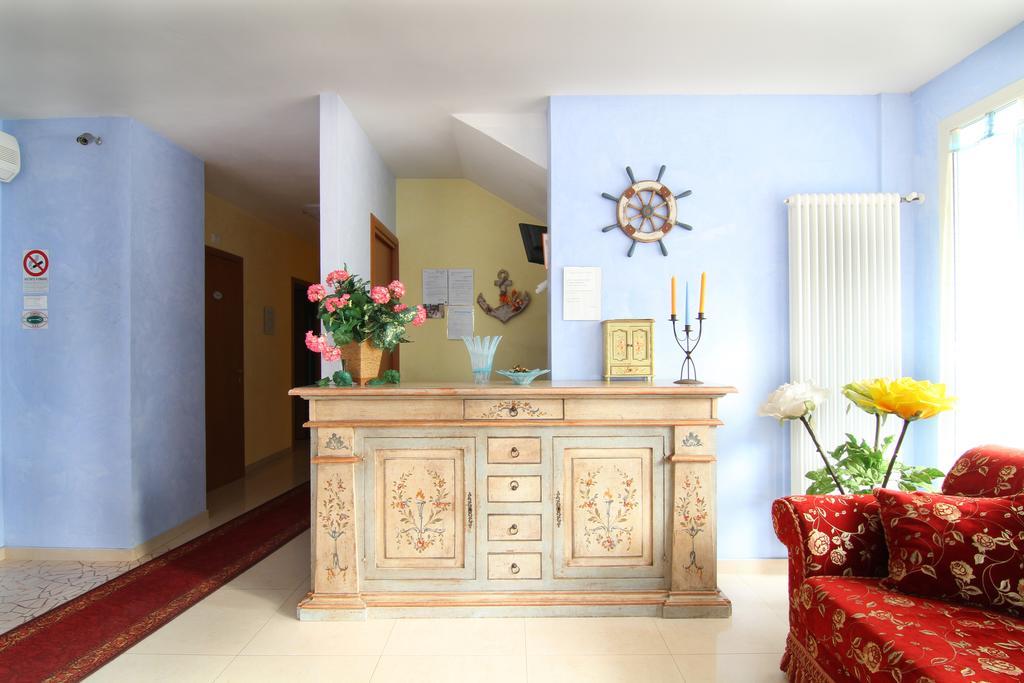 Residence Blu Marine 里米尼 外观 照片